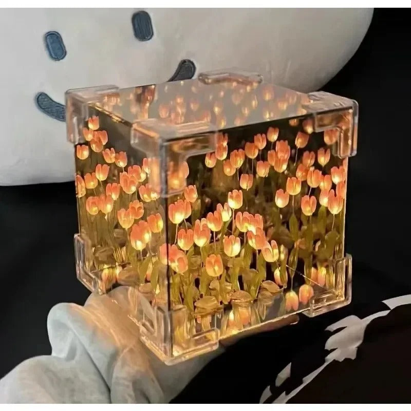 Lámpara Espejo de Tulipanes DIY: Donde la Magia Nace de Tus Manos y Transforma Tu Espacio.